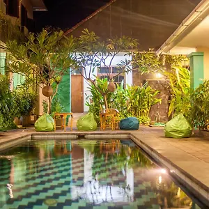 https://funky-monkey-bali.hotelsseminyak.net